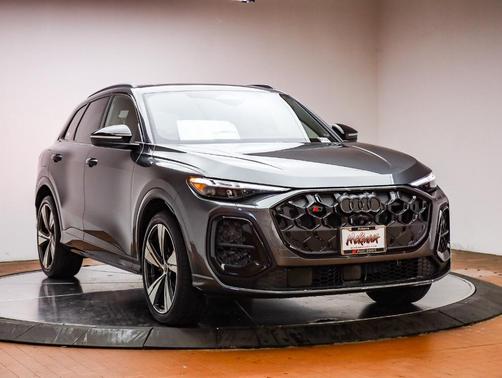 2025 Audi SQ5 3.0T quattro Premium