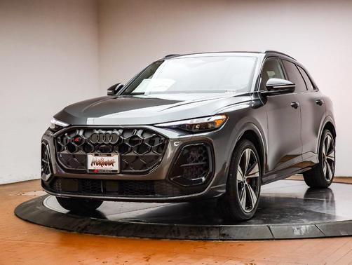 2025 Audi SQ5 3.0T quattro Premium