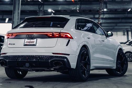 2026 Audi RS Q8 4.0T quattro