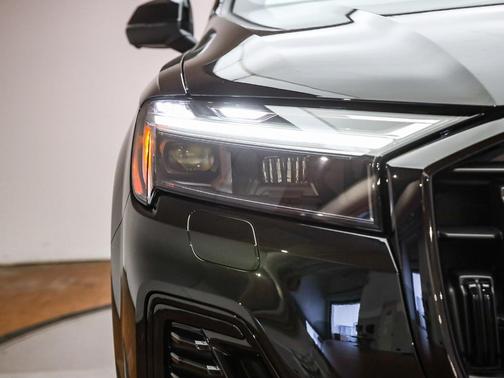 2026 Audi Q7 45 Premium