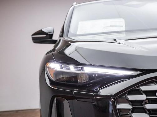 2025 Audi Q5 2.0T quattro Premium