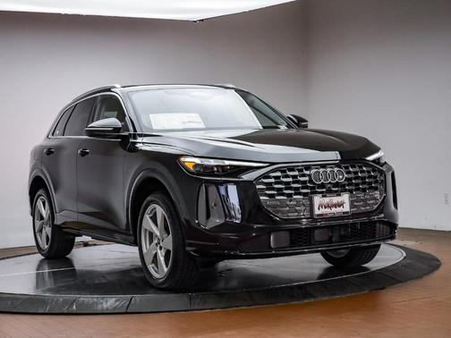 2025 Audi Q5 2.0T quattro Premium