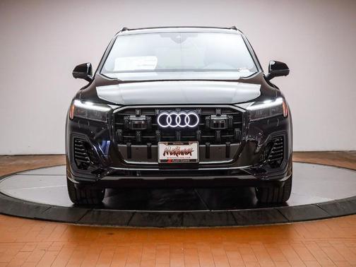 2026 Audi Q7 55 Premium Plus