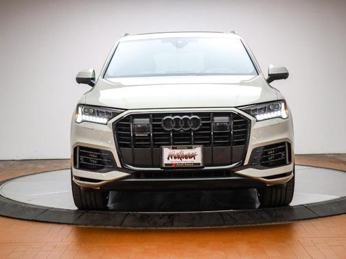 2023 Audi Q7 55 Prestige