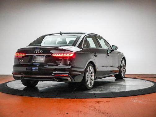 2023 Audi A4 45 S line Premium Plus