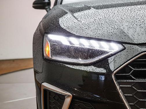 2023 Audi A4 45 S line Premium Plus