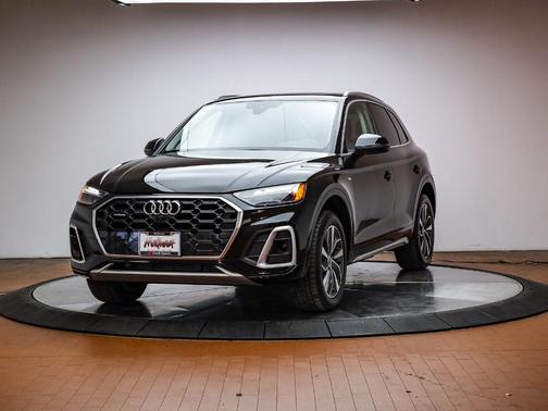 2023 Audi Q5 45 S line quattro Premium