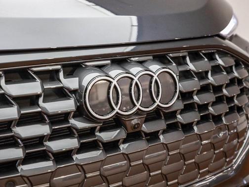 2025 Audi Q5 2.0T quattro Premium