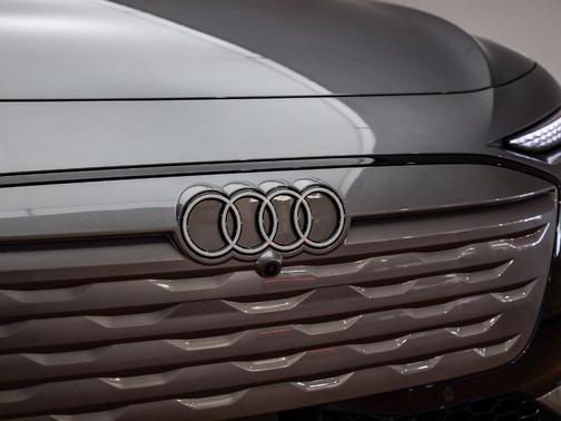 2025 Audi A6 e-tron Premium