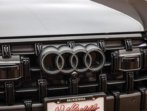 2026 Audi Q7 55 Premium Plus