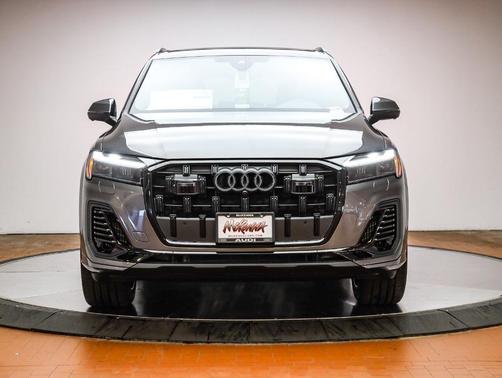 2026 Audi Q7 55 Premium Plus