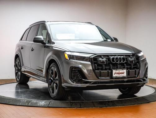 2026 Audi Q7 55 Premium Plus