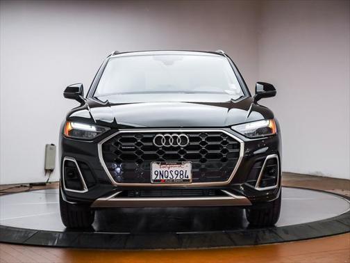 2024 Audi Q5 Premium 45 TFSI S line quattro