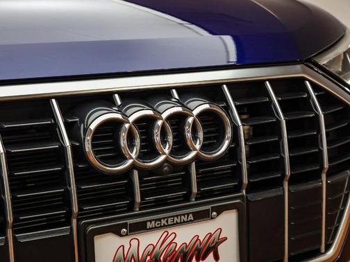 2023 Audi Q3 45 S line Premium