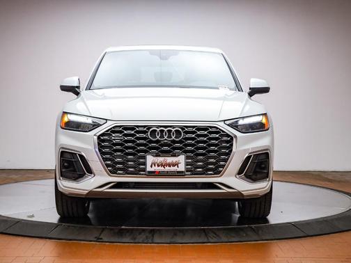 2023 Audi Q5 45 S line quattro Premium
