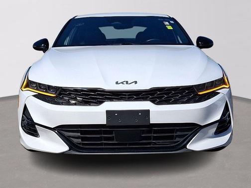 Glacial White Pearl 2024 Kia K5 GT-Line