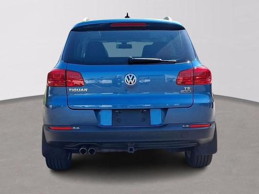 Blue 2017 Volkswagen Tiguan 2.0T Wolfsburg Edition