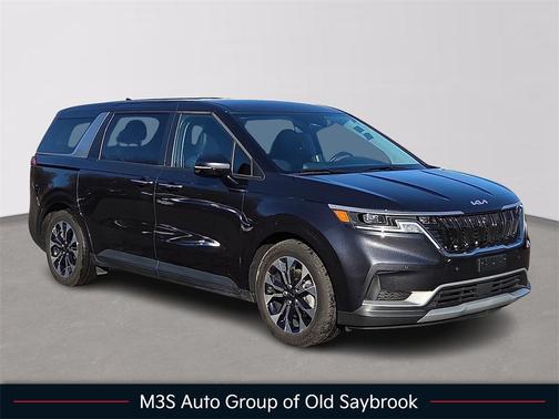 2023 Kia Carnival EX