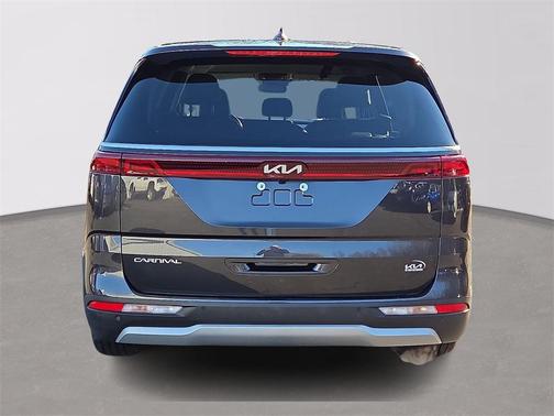 2023 Kia Carnival EX