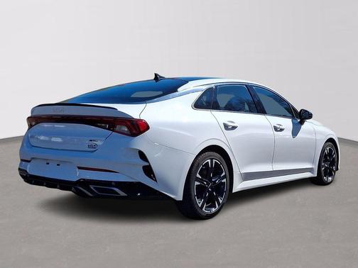 Glacial White Pearl 2023 Kia K5 GT-Line