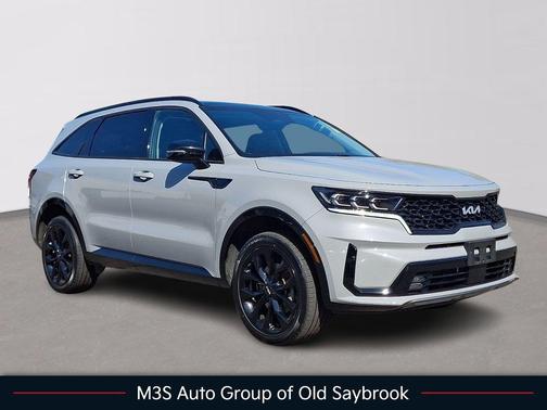 Wolf Gray 2023 Kia Sorento SX
