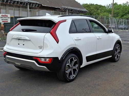 2024 Kia Niro Touring
