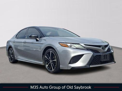 Midnight Black Metallic 2019 Toyota Camry XSE