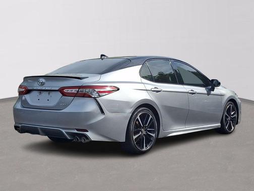 Midnight Black Metallic 2019 Toyota Camry XSE