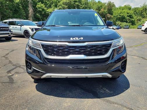 2022 Kia Seltos EX