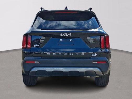 Ebony Black 2022 Kia Sorento SX