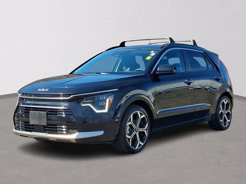 Aurora Black Pearl 2023 Kia Niro Touring