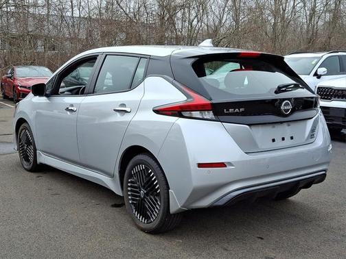 2023 Nissan Leaf SV PLUS 60 kWh