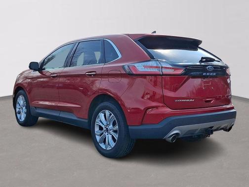 Rapid Red Metallic Tinted Clearcoat 2022 Ford Edge Titanium