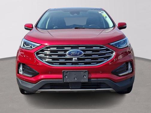 Rapid Red Metallic Tinted Clearcoat 2022 Ford Edge Titanium