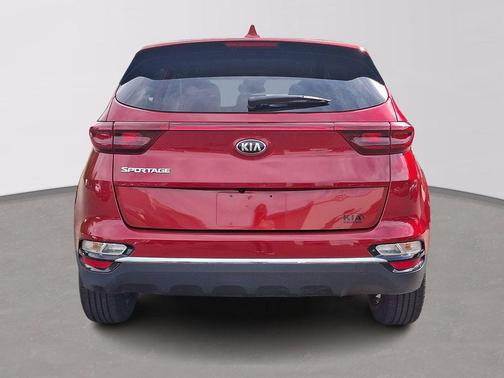 Hyper Red 2022 Kia Sportage LX
