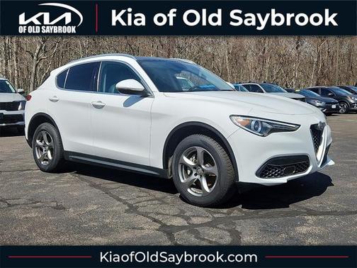 2019 Alfa Romeo Stelvio Base