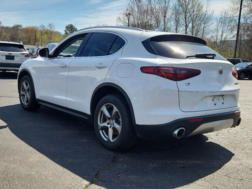 2019 Alfa Romeo Stelvio Base