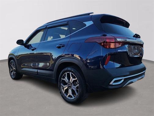 2023 Kia Seltos EX