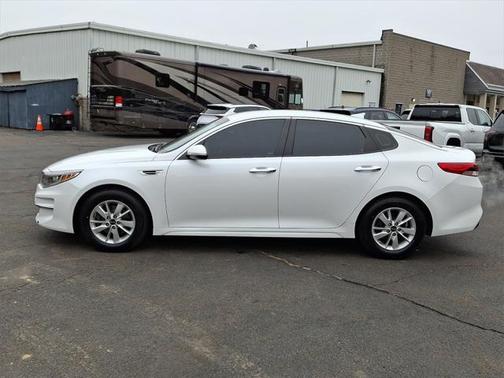 2018 Kia Optima LX