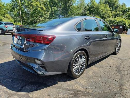 2022 Kia Forte GT-Line
