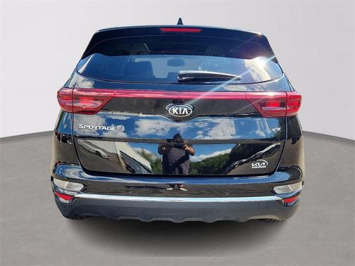 2022 Kia Sportage EX