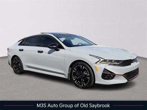 2022 Kia K5 GT-Line