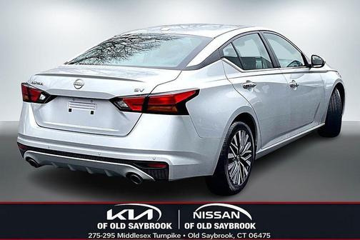 Brilliant Silver Metallic 2023 Nissan Altima 2.5 SV