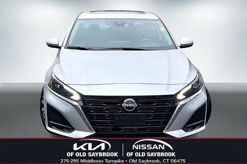Brilliant Silver Metallic 2023 Nissan Altima 2.5 SV