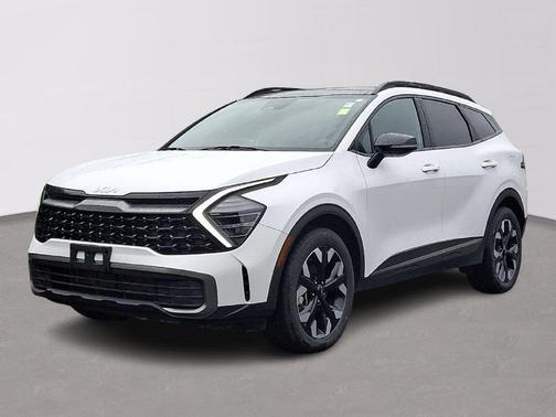 Glacial White Pearl 2024 Kia Sportage X-Line