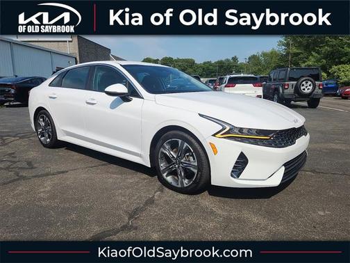 2022 Kia K5 LXS