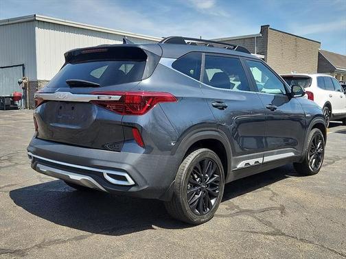 2022 Kia Seltos Nightfall Edition