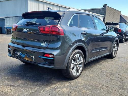 2022 Kia Niro EV EX
