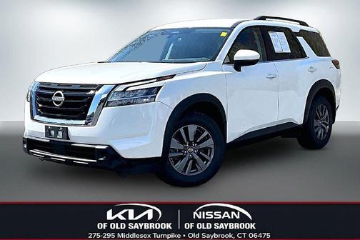 Pearl White Tricoat 2022 Nissan Pathfinder SV 4WD