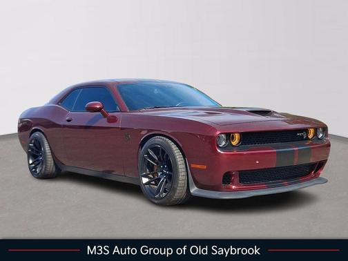 Octane Red Pearlcoat 2018 Dodge Challenger SRT Hellcat